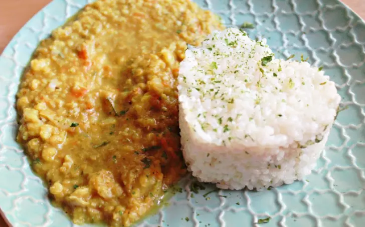 Květákovo - čočkové vegan kari alá svíčková