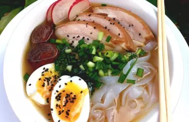 RAMEN z vepřového bůčku
