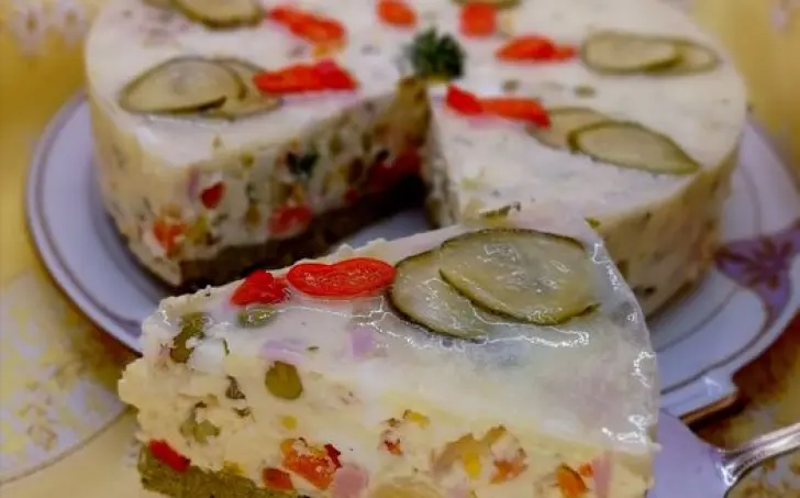 VEĽKONOČNÁ VAJÍČKOVÁ TORTA (LOW CARB)