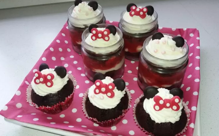 Mňamózní poháry či cupcakes na dětskou party