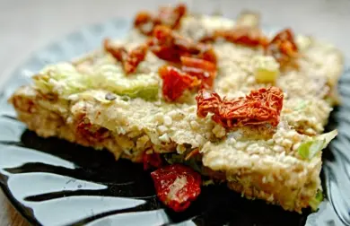 Frittata s ružičkovým kelom a sušenými paradajkami