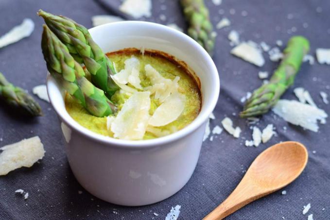 Chřestový flan s parmezánem