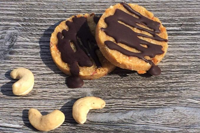 Mangové kolieska s raw čokoládou