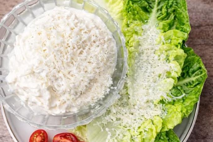 Česnekovo-sýrová pomazánka