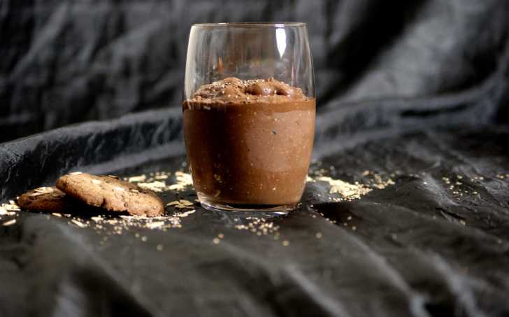 ČOKOLÁDOVÝ PROTEIN SHAKE