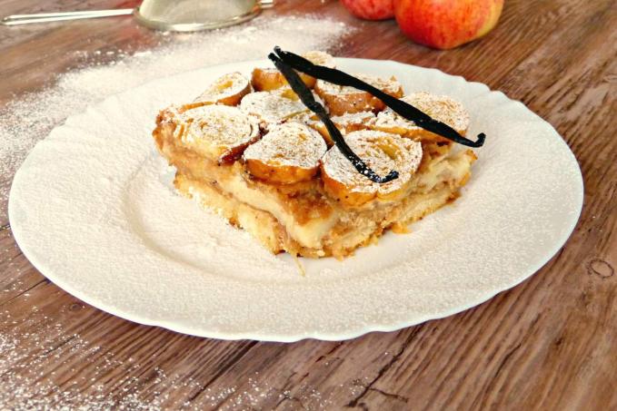 Žemlovka se šmakounem a rýžovou smetanou