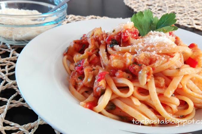 Linguine s lilkovou omáčkou