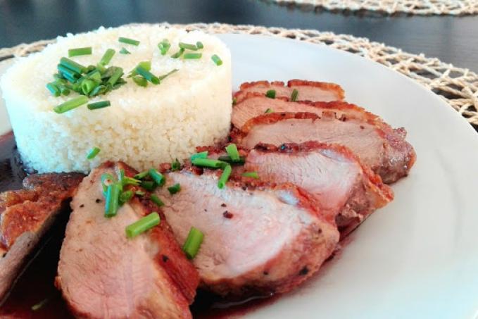 Kachní prsa s omáčkou z červeného vína