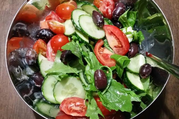 Salát s nejlepším dresingem