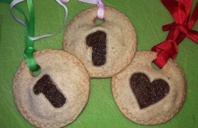 Linecké medaile ze špaldové mouky pečené s povidly