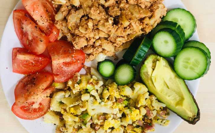 Květák s vejcem na dva způsoby