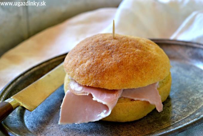 Jednoduché bezlepkové žemle