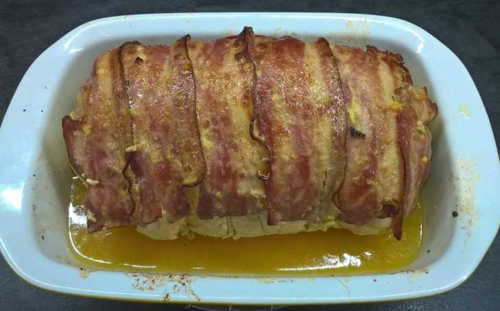 Krůtí roláda se špenátem a batátové pyré