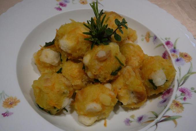 Knedlíčky "blbounky" bez lepku, mléka a vajec ( cca 12 knedlíčků)