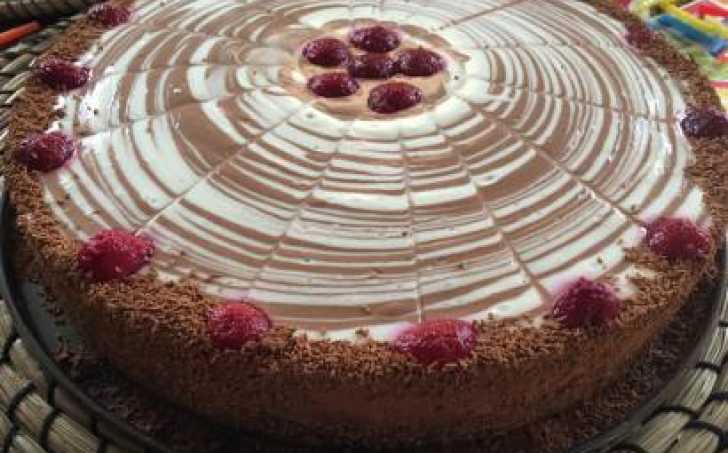 Tvarohovo-kakaový dortík