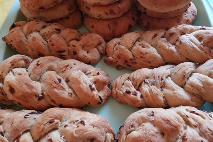 Cibulové housky a pletýnky