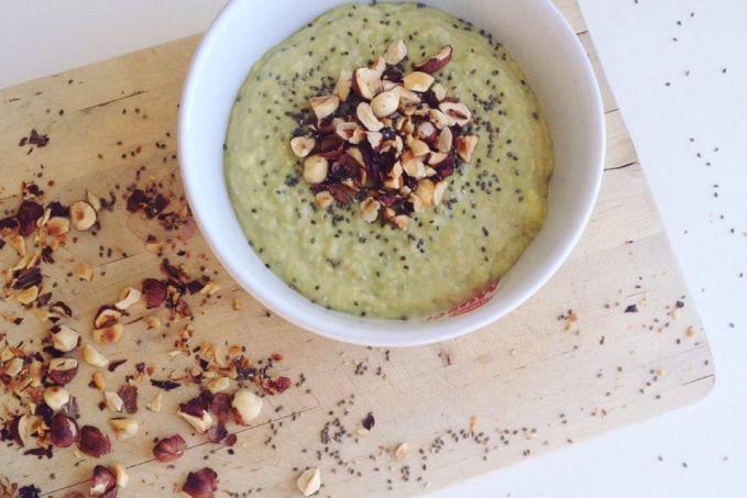 Avokadový krém s lískovými oříšky