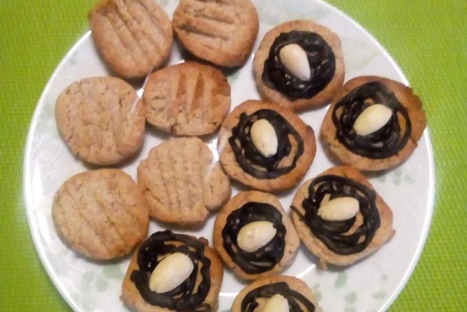 Sušenky ořechovo-skořicové, nízkosacharidové