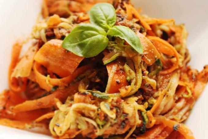 Zeleninkové raw špagetky