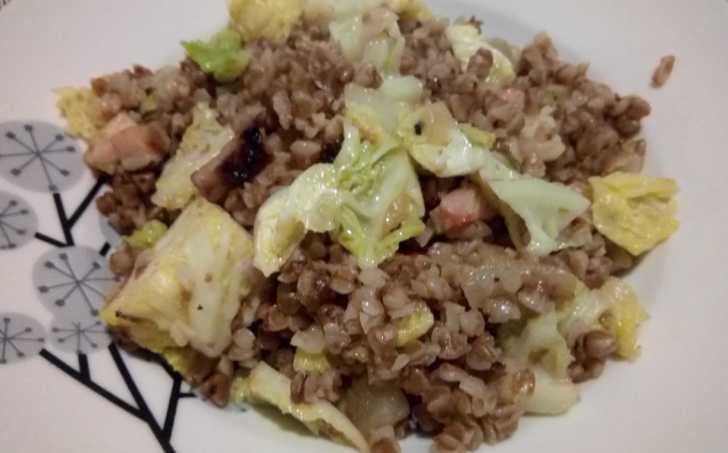 KRÁLÍK S ČOČKOU A ŽAMPIONY