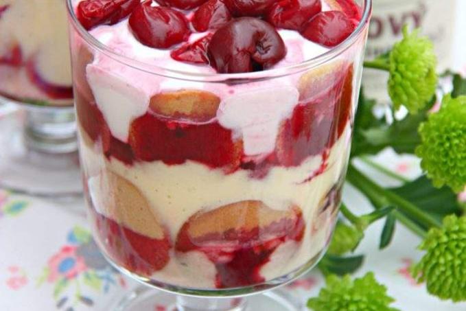 VALENTÝNSKÝ VIŠŇOVÝ TRIFLE (od 1 roku)
