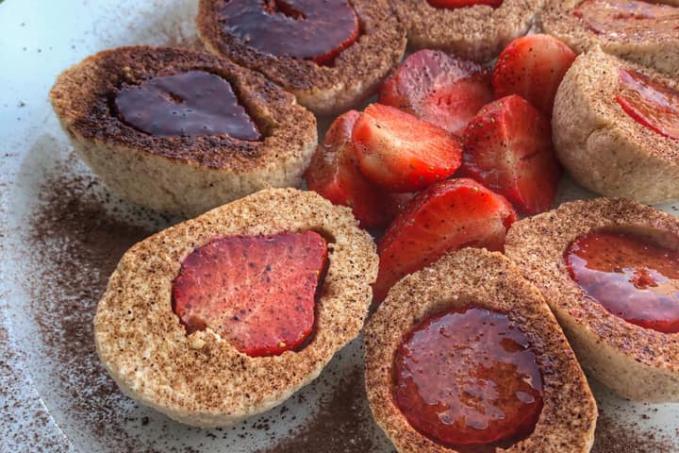 JAHODOVÉ KNEDLÍKY - LC