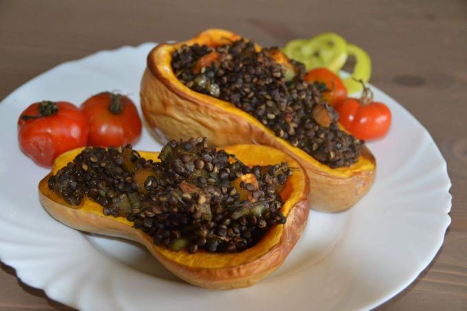 ZAPEČENÁ MÁSLOVÁ DÝNĚ S ČERNOU ČOČKOU