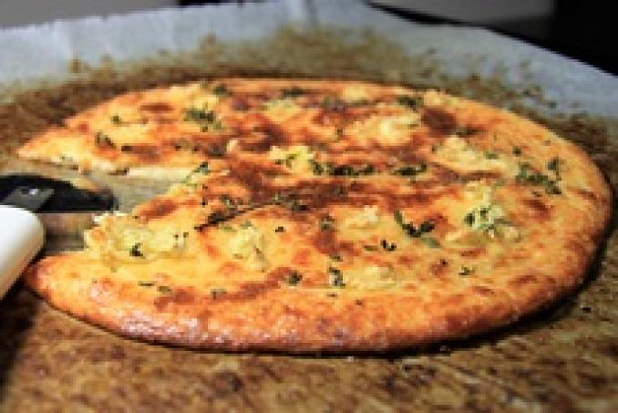 Česneková low carb foccacia s tymiánem