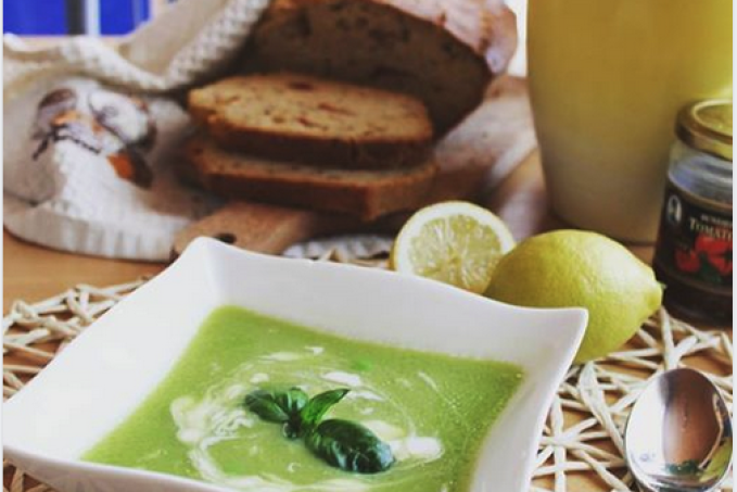 KRĚMOVÁ HRÁŠKOVÁ POLIEVKA