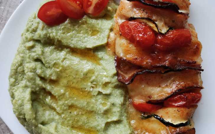 Plněné kuřecí prso a brokolicové pyré