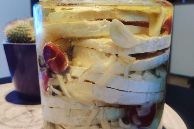 Nakládaný hermelín