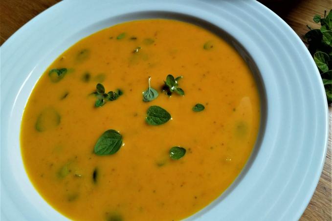 Pikantní polévka z mrkve