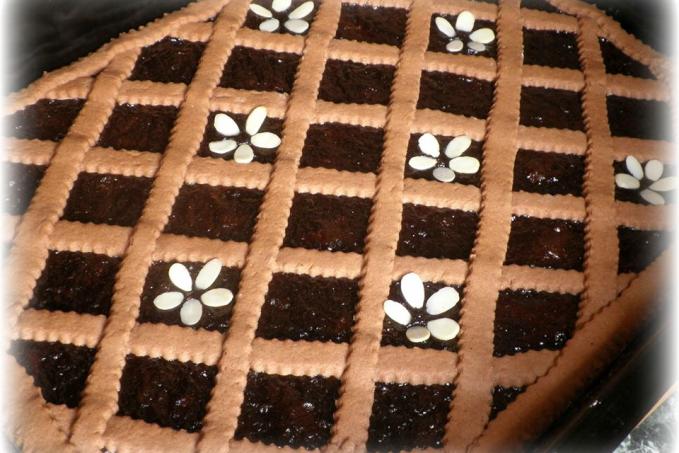 MEDOVÝ MŘÍŽKOVÝ KOLÁČ