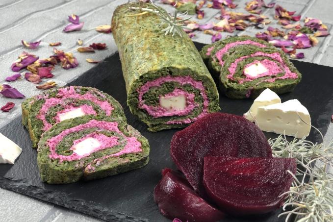 ŠPENÁTOVÁ ROLÁDA s krémem z čerstvého sýra a červené řepy! Low Carb Recepty