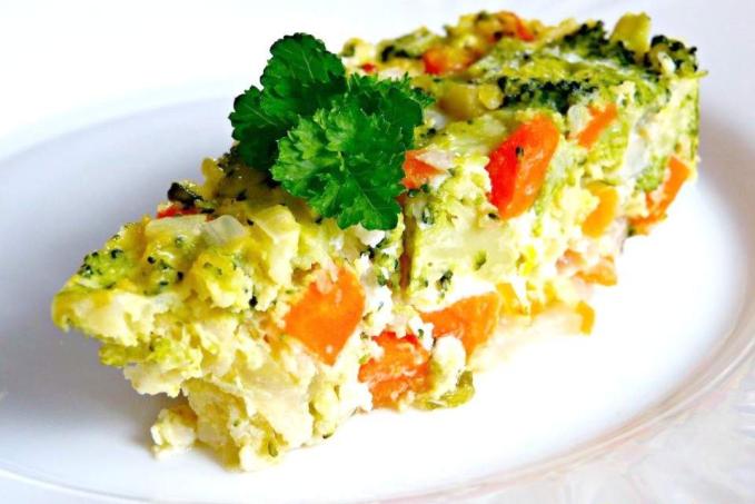 Zapečená brokolice se zeleninou a jáhličkami na Českém Ghí