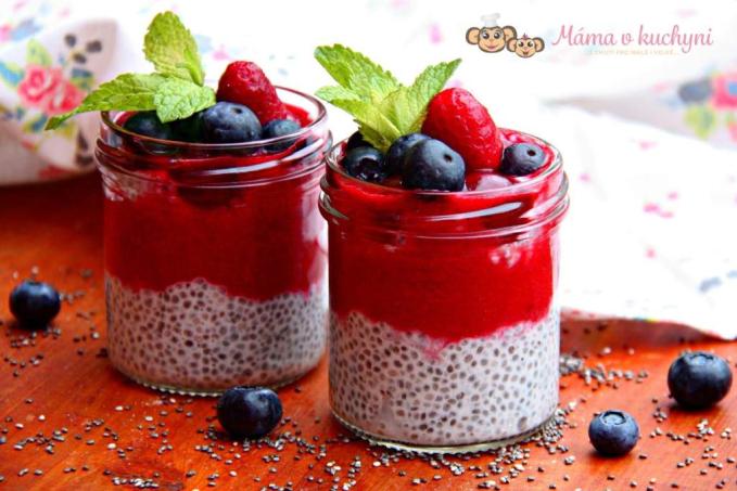 Chia pudink s ovocem (od 1 roku)