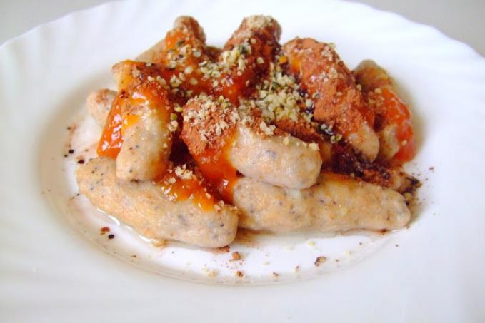 Špaldové bramborové šišky s mákem uvnitř