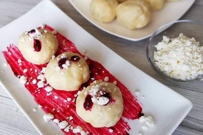 JAHODOVÉ KNEDLÍKY - LC