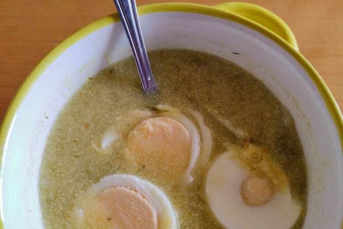 Bílá polévka se zelím a koprem