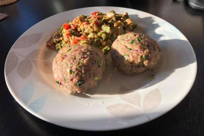 Hovězí koule s cuketou a celerem - LC