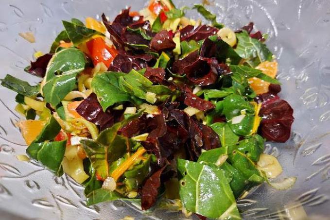 Salát s mandarinkami