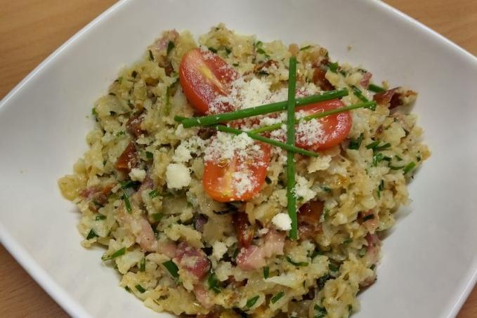 PAŽITKOVÉ KRÉMOVÉ RIZOTO se SLANINOU a SUŠENÝMI RAJČATY