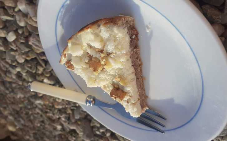 Ořechový výborný koláč