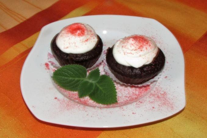 CUPCAKE Z ČERVENÉ ŘEPY - LC