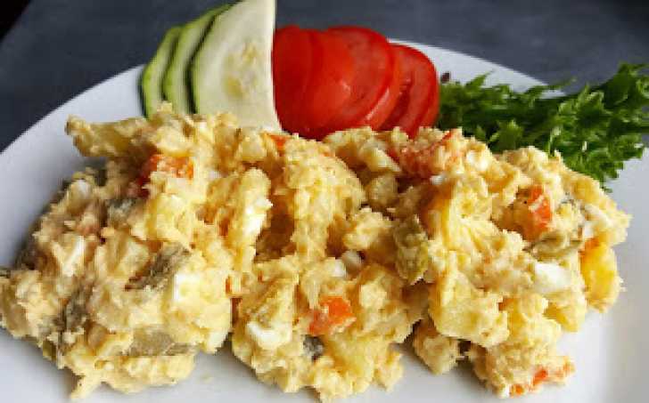 Bramborový salát s jogurtem