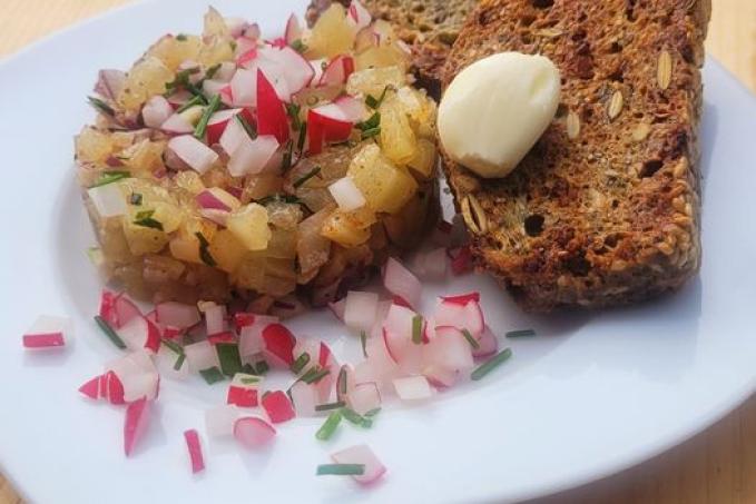 TVARŮŽKOVÝ "TATARÁK" S TOPINKOU Z LC CHLEBA