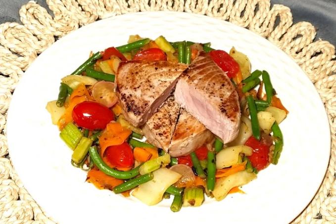 Tuňák s teplou zeleninou - LC