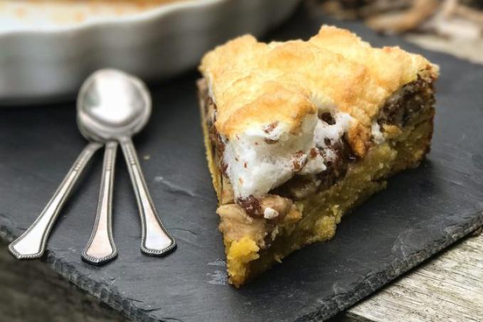 Banánový Dort z Kokosové Mouky