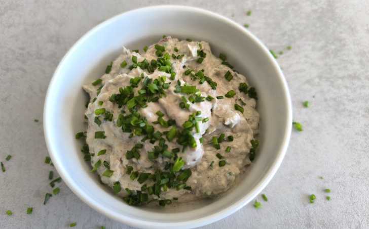 Sardinková pomazánka s pažitkou a ricottou