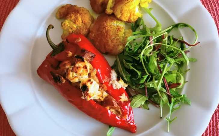 Pečená plněná paprika s pečeným květákem